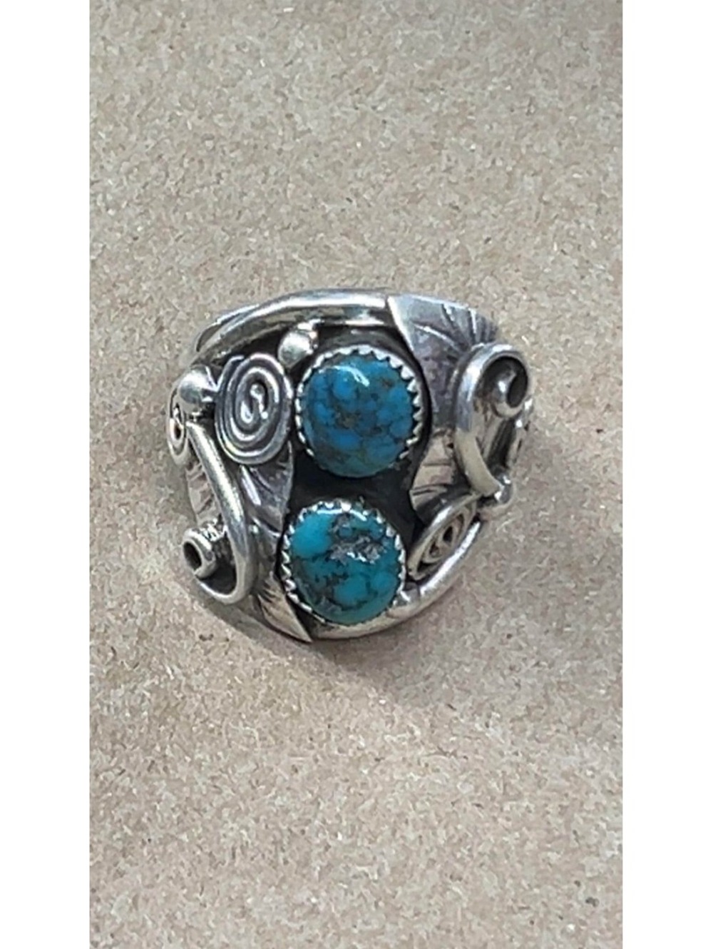 Native American Navajo handmade turquoise sterling silver band ring size 9